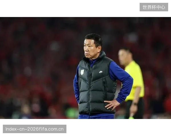 山东泰山面临阵容深度考验，罚分与伤病潮迫使球队战略重心转移。